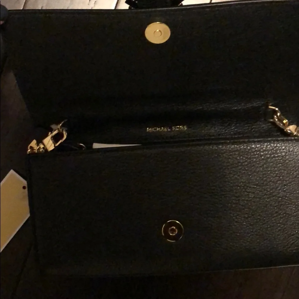 Michael Kors Bellamie large clutch brand new
